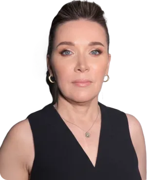 Лариса Шуренкова